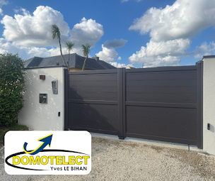 Photo n°14 de Domotelect à Landivisiau (Fournisseur de portes de garage)