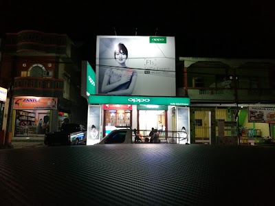 Photos of KURO smartphone