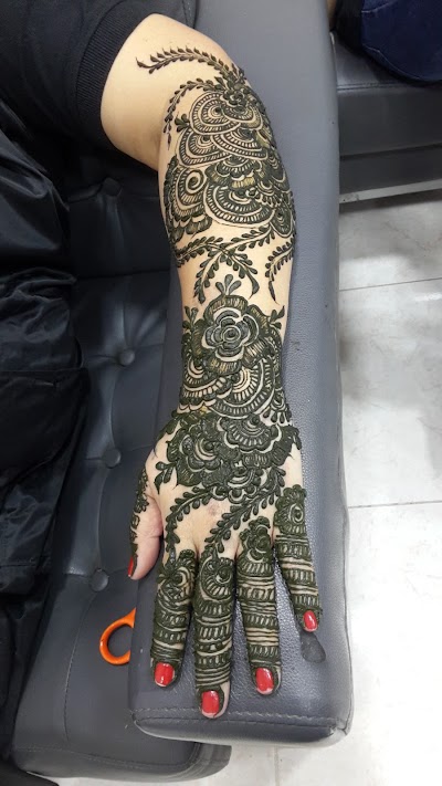 Photos of Atyabi Fashions
