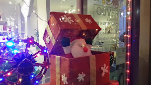 Photo n°4 de A Votre Coiffure à Toulon (Salon de coiffure)