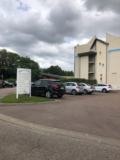 Photo de Ehpad La Roseraie à Buchères (10800)
