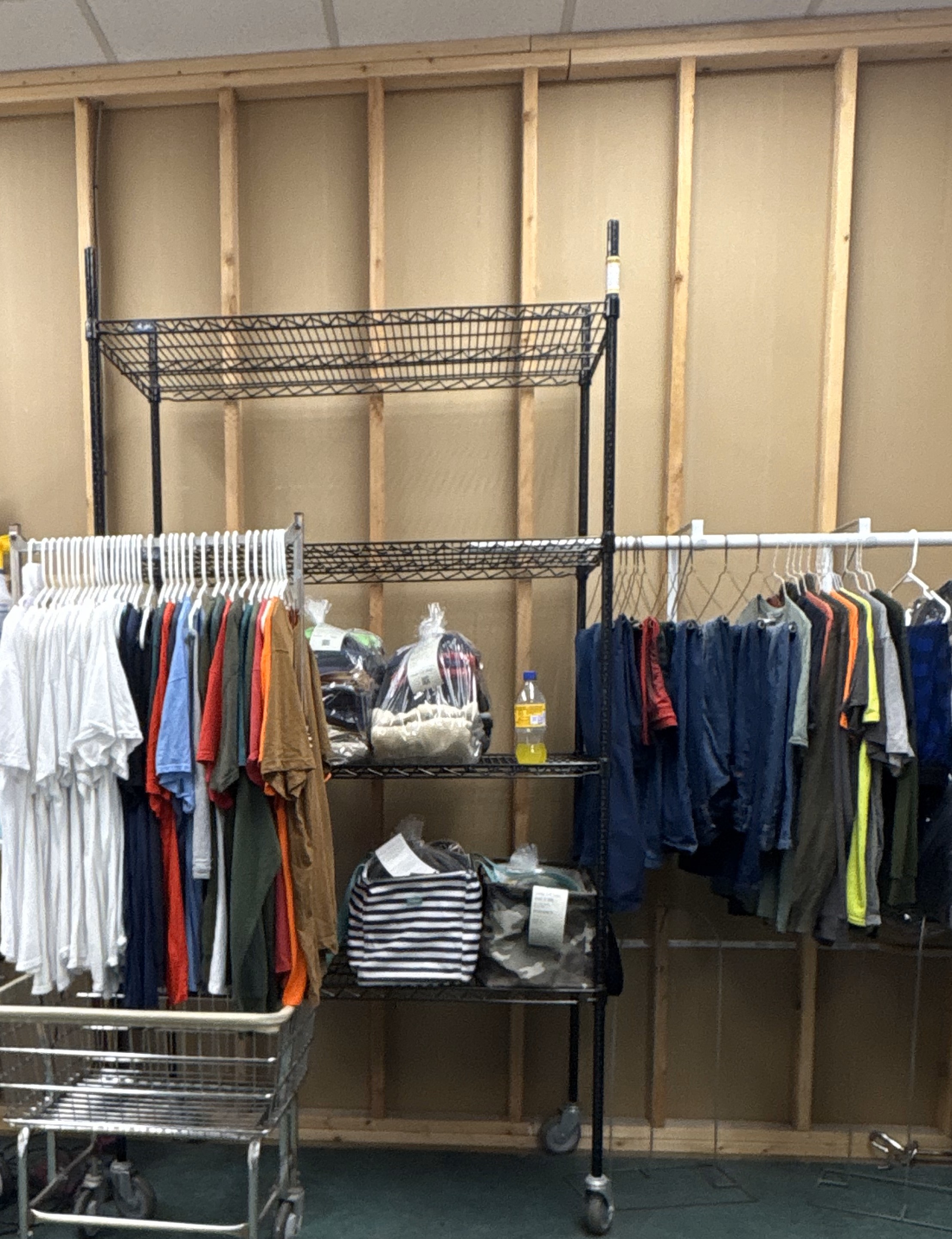 Clothes-Pin Laundry laundromat interior in New London, CT