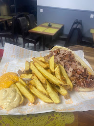 Photo n°20 de Le Savoureux à Moret-Loing-et-Orvanne (Kebab)