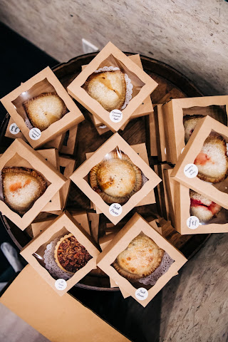 Sara's Bakery - featuring Tipsy Pies by null