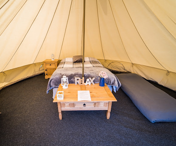 Beavers Retreat Glamping by null