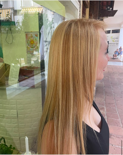 Peluquería y Estética Gloria de Monte