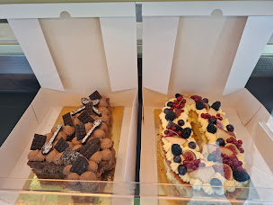 Photo n°33 de Boulangerie - Patisserie HERMIOSIS ( Parking carrefour market) à Crépy-en-Valois (Boulangerie)