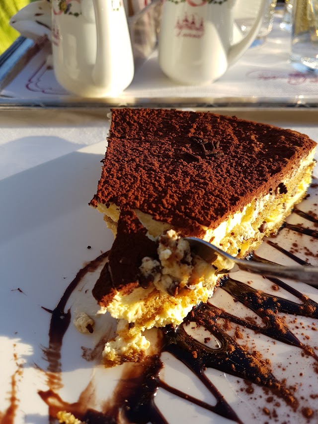 Cafe Lavena