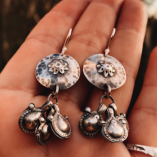 Aprili Designs - Thumbnail