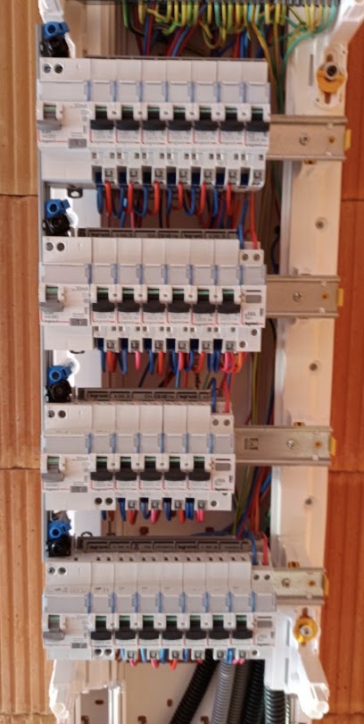 Max Elec