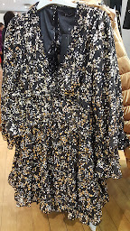 Photo n°18 de Les Envahisseurs à Thiais (Magasin de vêtements pour femmes)