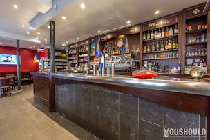 Photo n°3 de Le Royal Nation – Bar brasserie fdj Vape et Cbd shop à Paris (Boutique de cigarettes électroniques)