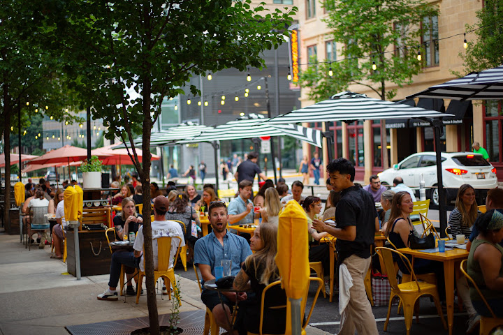 Settle Down Tavern by null