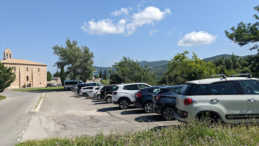 Parcheggio cimitero Assisi