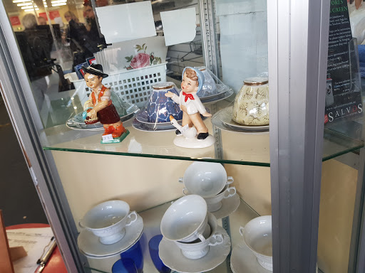 Salvos Stores Niddrie - Thumbnail