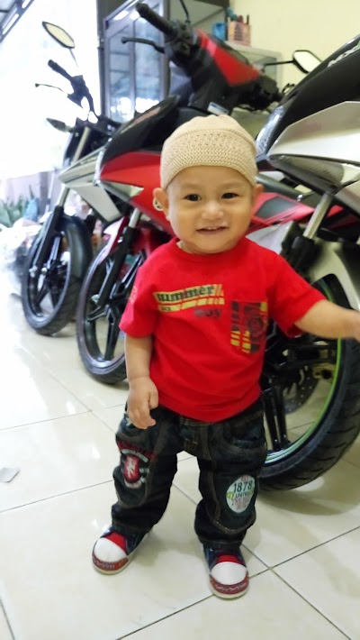 Photos of UD.MAKMUR MOTOR YAMAHA
