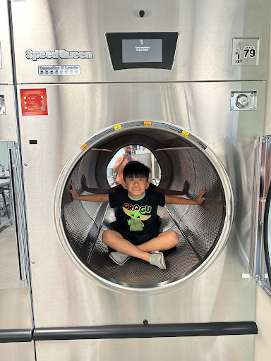 Princess Laundry - Visual