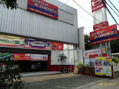 Shop & Drive Kramat kwitang, Author: Bayu Poernomo