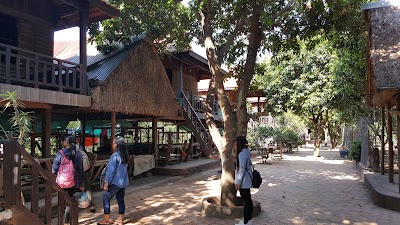 Photos of Silk Island