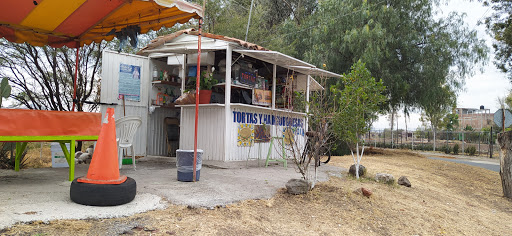 Tortas y hamburguesas EL PINO - Thumbnail