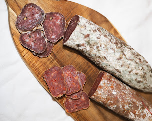 Photo n°3 de Maison Kulas - Charcutier-traiteur Seine-et-Marne 77 à Brie-Comte-Robert (Restaurant français)