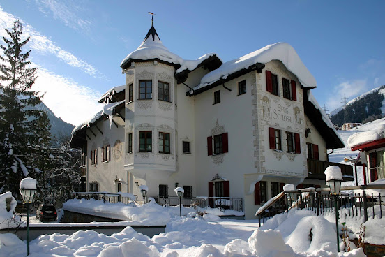 Hotel Bergschlössl by null