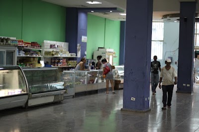 Photos of Centro Comercial Harris Brothers