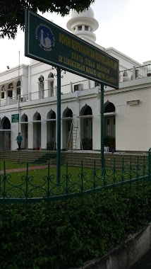 Masjid Agung Al-Azhar, Author: Handoko Priyantoro