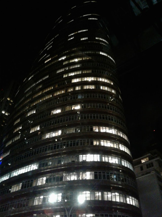 Lipstick Building