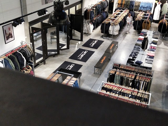Carhartt WIP Factory Outlet Weil am Rhein