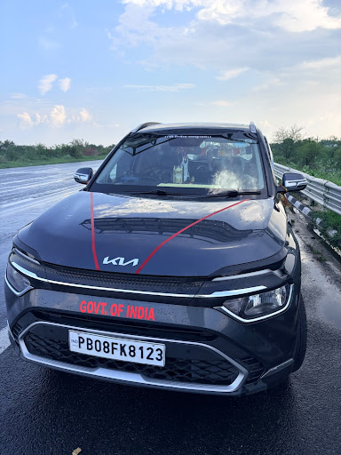 Book Kia Carens Luxury Car with Shyam Saarthi Travels for a comfortable, stylish, and premium tra… post image