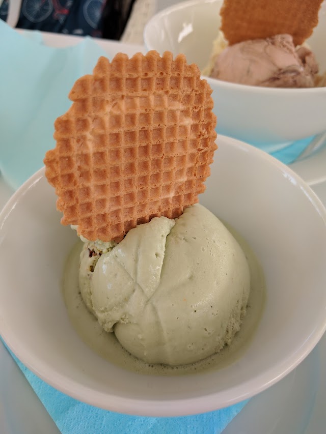Aggeliki ice cream shop