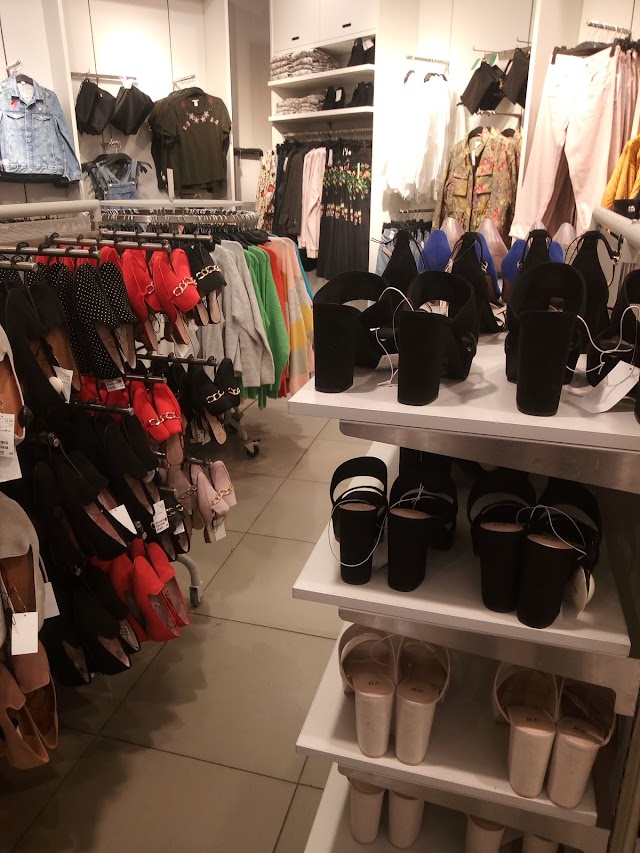 H&M