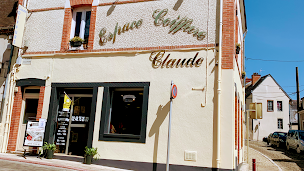 Photo n°27 de Espace coiffure claude à Vierzon (Salon de coiffure)