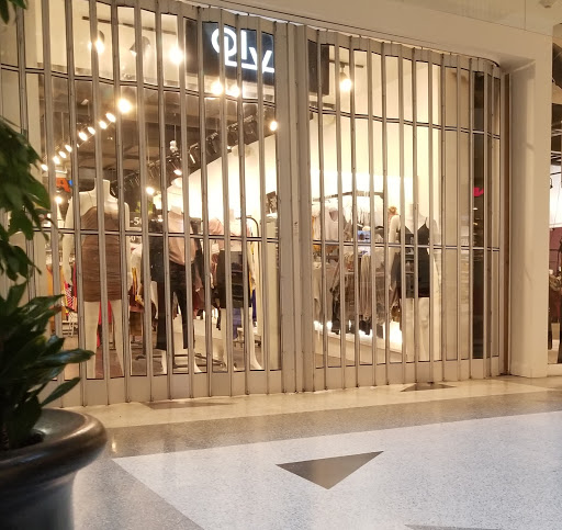 Boutique Olivia Gallery - France