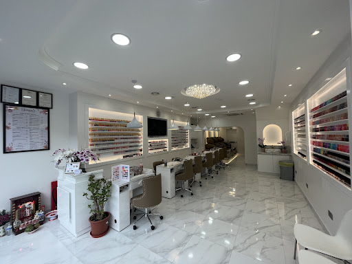 Jenna’s Nails & Beauty