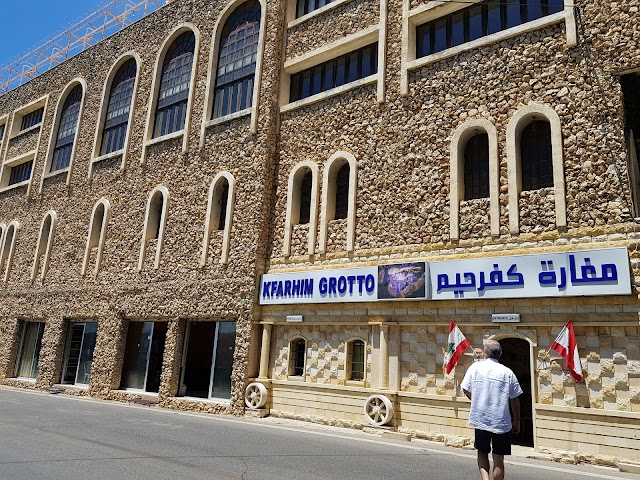Kfarhim Grotte