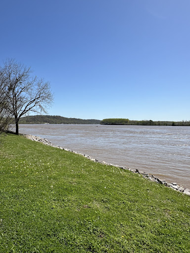 Lafayette Spring - Visual