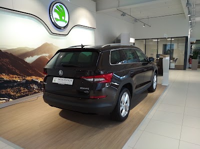 Photos of &Scaron;KODA center Dortmund-S&uuml;d - H&uuml;lpert SK GmbH
