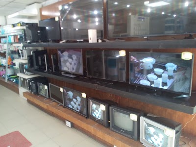 Electronics Store