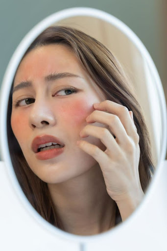 Best Cosmetologist In Jhotwara-LUMINASKIN&AESTHETICCLINIC

#