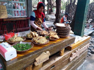 Photos of Kebon Cemara