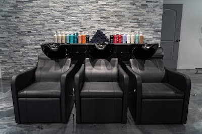 The W Salon