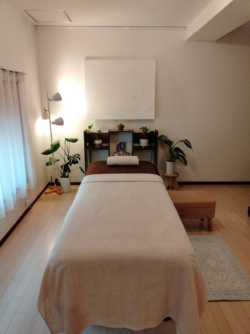 タイ古式・リンパマッサージgrand neige(グランネージュ)