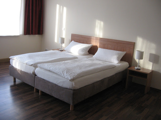 Café Schwarz - Hotel - Thumbnail