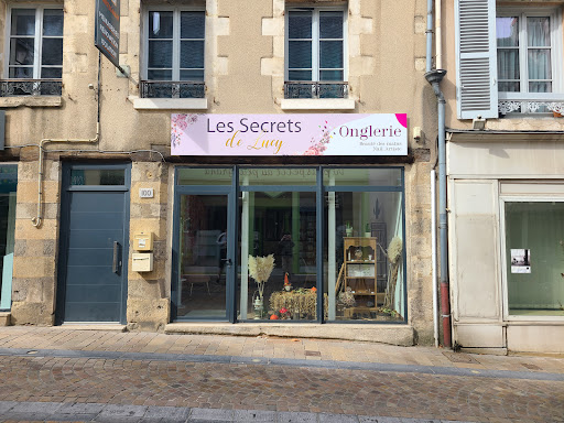 Les Secrets de Lucy - Thumbnail