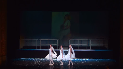 Barre Et Pointes Emmanuelle Tavard - Thumbnail