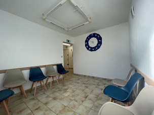 Photo n°4 de Dr Abdessamed ABDESSADOK à Sète (Cabinet dentaire)