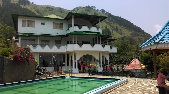Showy Mountain View Hotel, Author: Mangala Edirisinghe
