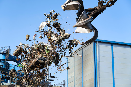 MENUT Recyclage - PAPREC METAL Bourges (Achat métaux, démolition VHU, enlèvement ferraille)